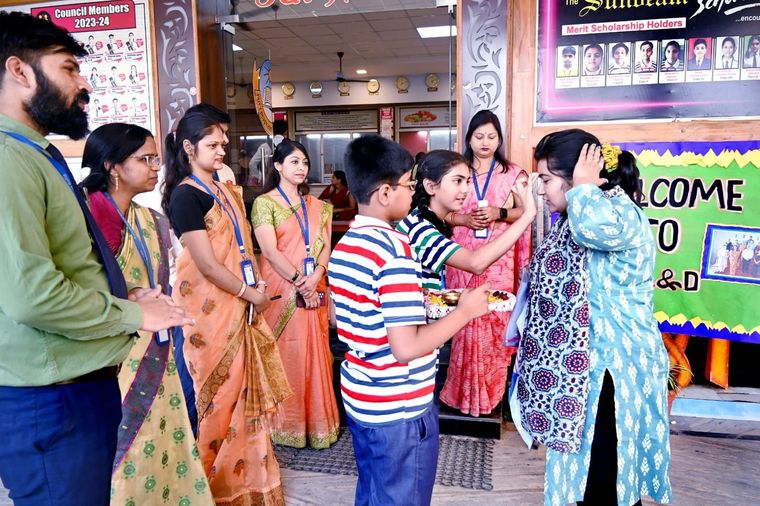 QCR&D Team visit at school at Sunbeam School Ballia — photograph 15 of 37