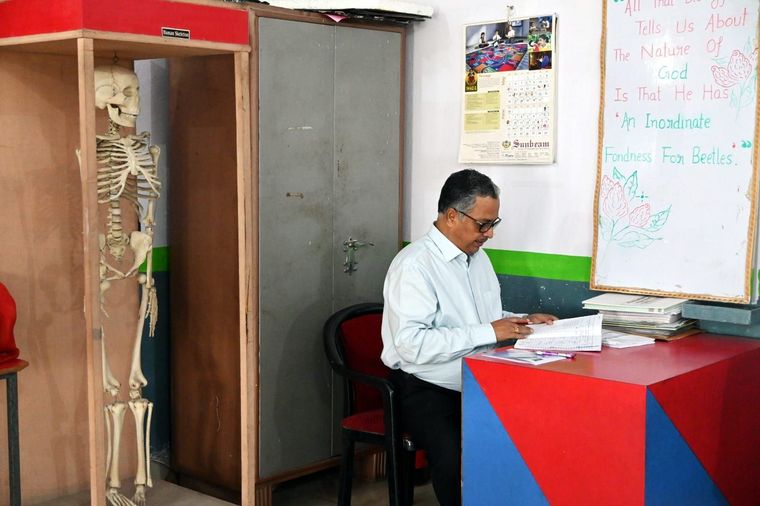 QCR&D Team visit at school at Sunbeam School Ballia — photograph 18 of 37