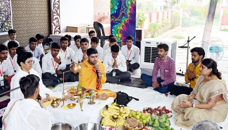 Rudrabhishek Pooja at Sunbeam School Ballia at Sunbeam School Ballia — photograph 8 of 30