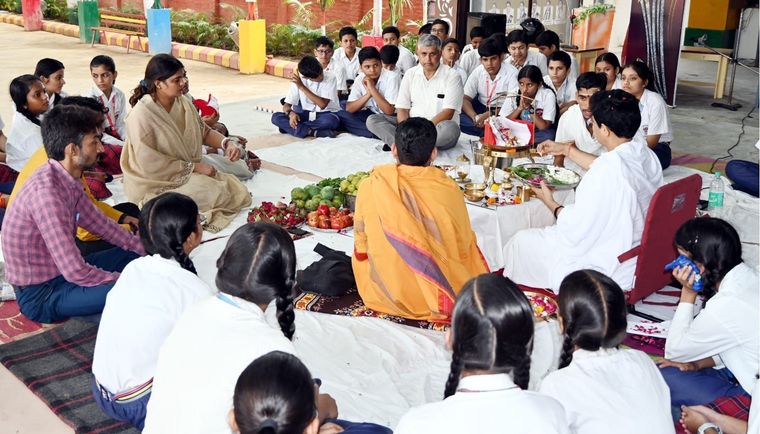 Rudrabhishek Pooja at Sunbeam School Ballia at Sunbeam School Ballia — photograph 26 of 30