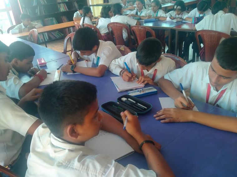 Allahabad BOI Museum visit at Sunbeam School Ballia — photograph 16 of 19
