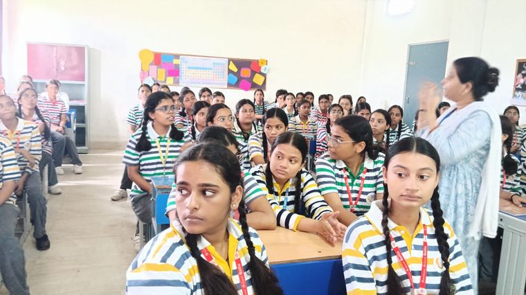 Chetna - Awakening Young Minds at Sunbeam School Ballia — photograph 12 of 17