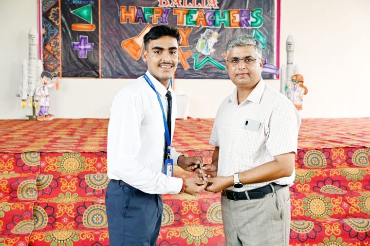 Games and Trophies at Sunbeam School Ballia — photograph 6 of 11
