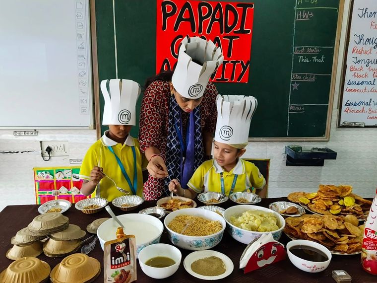 Papdi Chaat Fun with KG II at Sunbeam School Ballia — photograph 6 of 7
