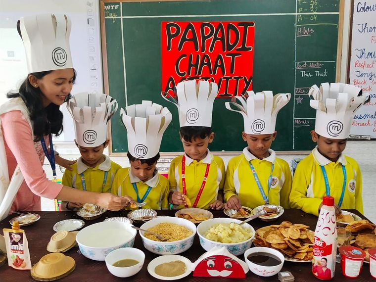 Papdi Chaat Fun with KG II at Sunbeam School Ballia — photograph 7 of 7