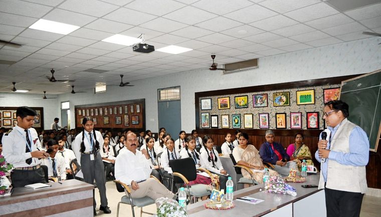 Today, our Class XII students had the privilege of attending an insightful Career Guidance Workshop… at Sunbeam School Ballia — photograph 10 of 15