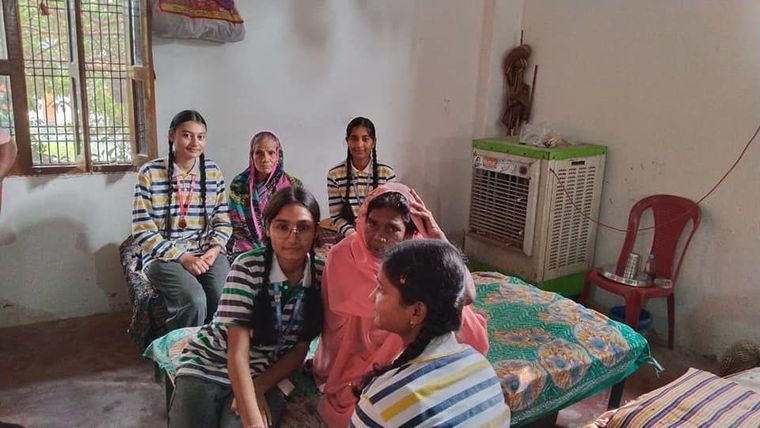 Today, as part of our AFS curriculum, our students visited an old age home at Sunbeam School Ballia — photograph 10 of 11