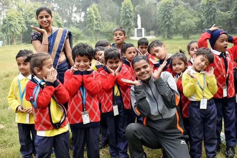 A Day of Fun & Learning at Janeshwar Mishra Park at Sunbeam School Ballia — photograph 3 of 10
