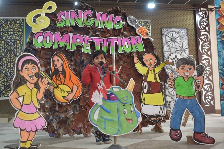 We are thrilled to share glimpses of the Singing Competition held for our KG section at Sunbeam School Ballia — photograph 6 of 6