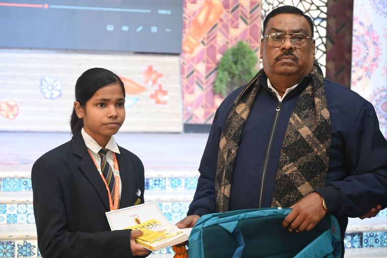 Celebrating the Spirit of 77th Republic Day at Sunbeam School Ballia — photograph 31 of 43