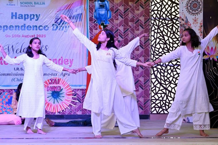 Celebrating the Spirit of Freedom! at Sunbeam School Ballia — photograph 21 of 36