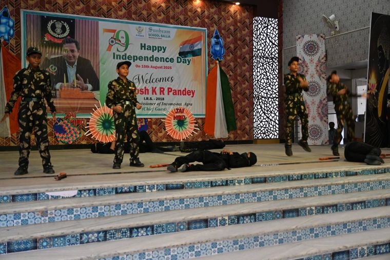 Celebrating the Spirit of Freedom! at Sunbeam School Ballia — photograph 36 of 36