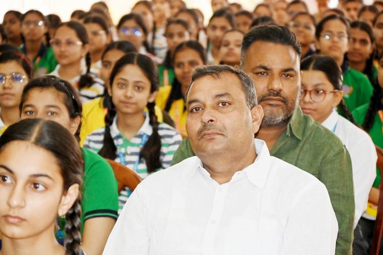 Celebrating Foundation Day & Protsahan – Annual Prize Distribution 2025–26 at Sunbeam School Ballia! at Sunbeam School Ballia — photograph 32 of 39