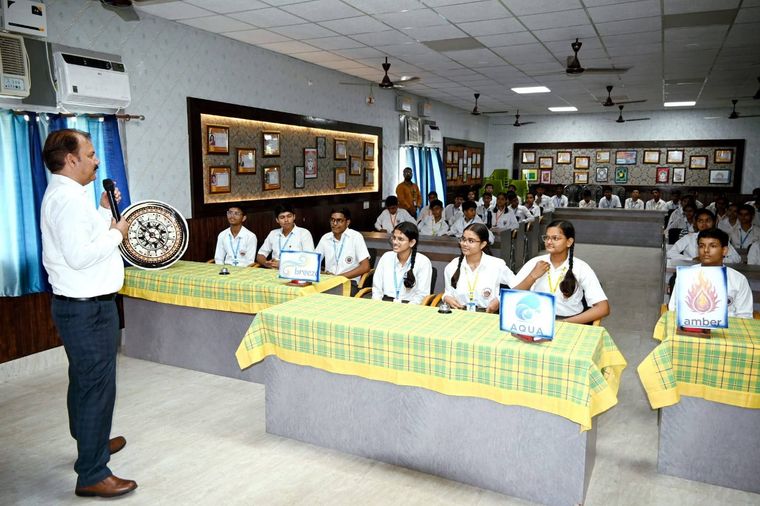 SPECTRUM – SST Convergence Challenge 2025 at Sunbeam School Ballia — photograph 4 of 36