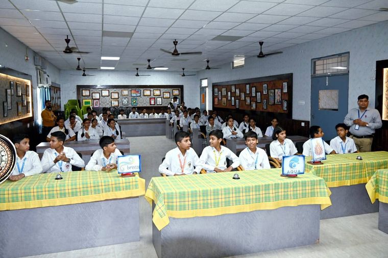 SPECTRUM – SST Convergence Challenge 2025 at Sunbeam School Ballia — photograph 13 of 36