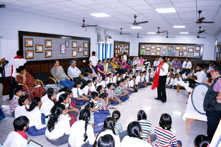 Parnab Mukherjee Sir’s Workshop – at Sunbeam School Ballia — photograph 26 of 31
