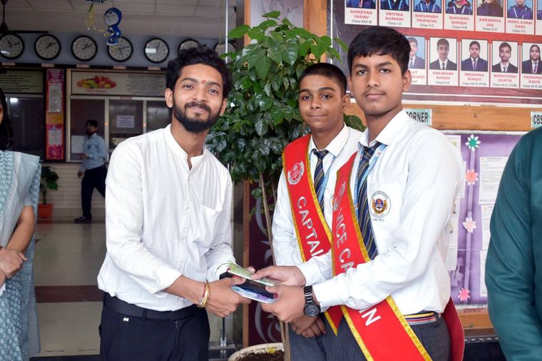 Parnab Mukherjee Sir’s Workshop – at Sunbeam School Ballia — photograph 27 of 31