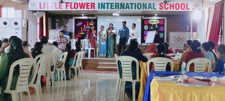 One of our Educator Mrs. Vishakha successfully conducted a CBSE Training Session for teachers at… at Sunbeam School Ballia — photograph 9 of 13