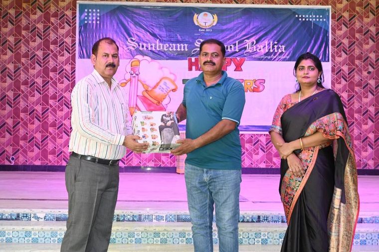 Today’s Teachers’ Day celebration was filled with joy, laughter at Sunbeam School Ballia — photograph 1 of 21