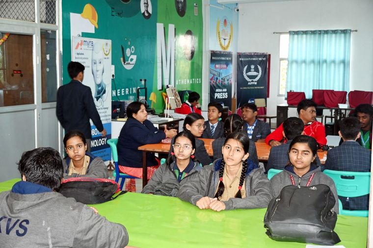 Innovation. Intellect. Impact. at Sunbeam School Ballia — photograph 15 of 20