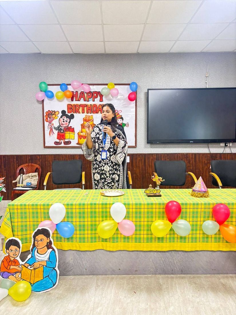 Grand Finale of the Etiquette Club! at Sunbeam School Ballia — photograph 5 of 14
