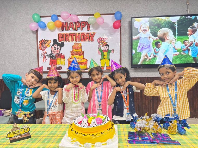 Grand Finale of the Etiquette Club! at Sunbeam School Ballia — photograph 4 of 14