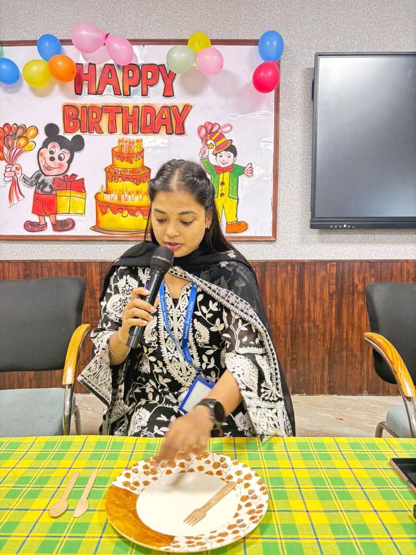 Grand Finale of the Etiquette Club! at Sunbeam School Ballia — photograph 11 of 14
