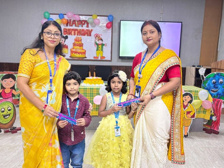Grand Finale of the Etiquette Club! at Sunbeam School Ballia — photograph 10 of 14