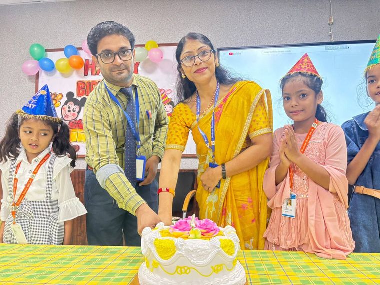 Grand Finale of the Etiquette Club! at Sunbeam School Ballia — photograph 14 of 14