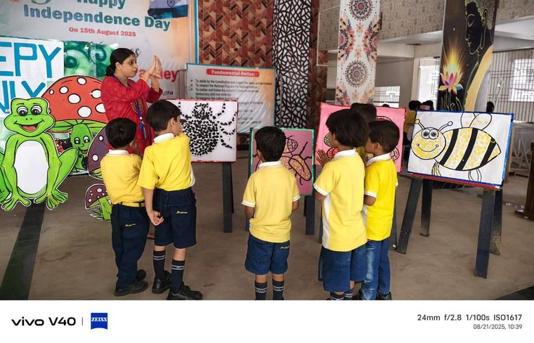 Our KG students had an exciting day exploring the world of insects through the Creepy Crawly… at Sunbeam School Ballia — photograph 2 of 15