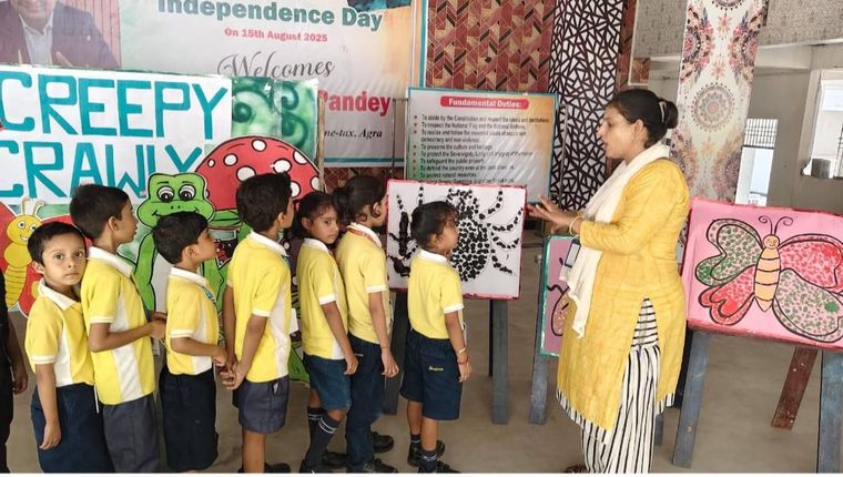 Our KG students had an exciting day exploring the world of insects through the Creepy Crawly… at Sunbeam School Ballia — photograph 7 of 15