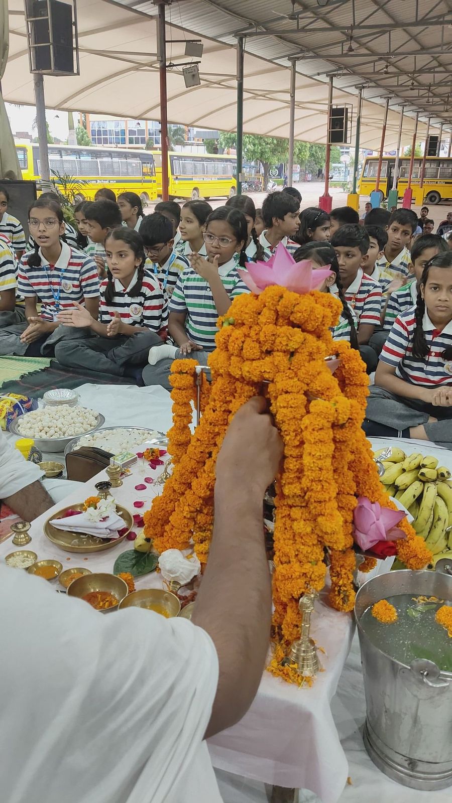 Rudra Abhishek Puja at Sunbeam Ballia at Sunbeam School Ballia — photograph 1 of 15