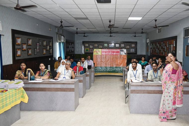 BCS Training 2.0 Begins with Enthusiasm! at Sunbeam School Ballia — photograph 8 of 15