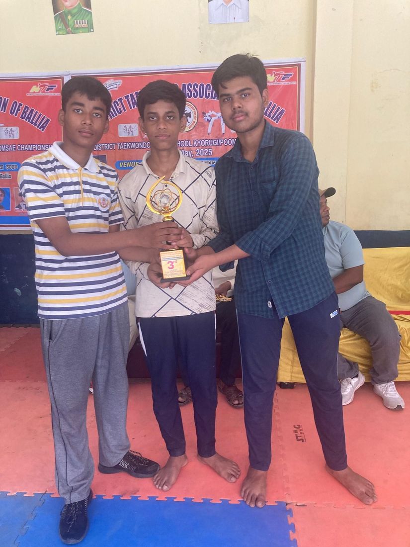 Proud Moment for Sunbeam School Ballia! at Sunbeam School Ballia — photograph 8 of 11