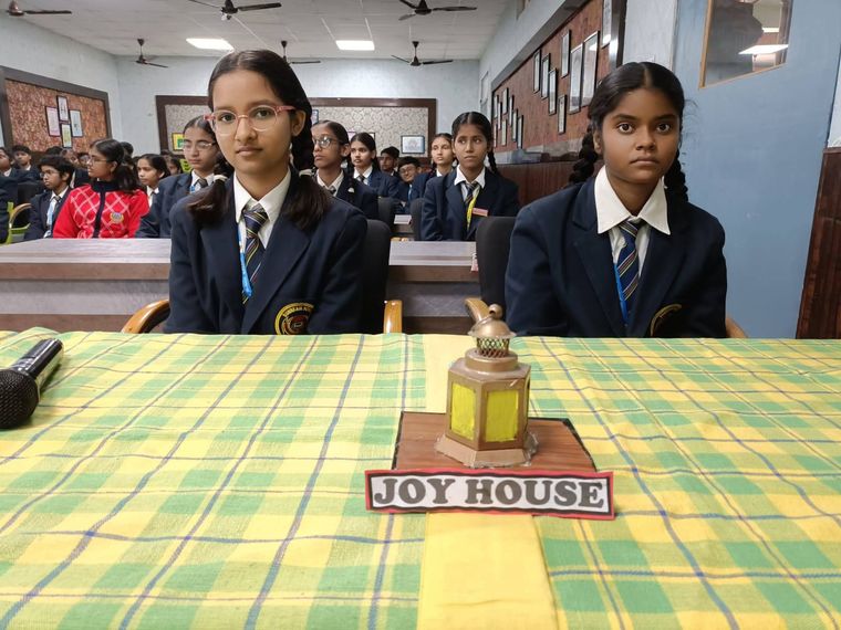 Today we held our Hindi Debate on the theme “नई शिक्षा नीति में त्रिभाषा सूत्र” at Sunbeam School Ballia — photograph 4 of 11
