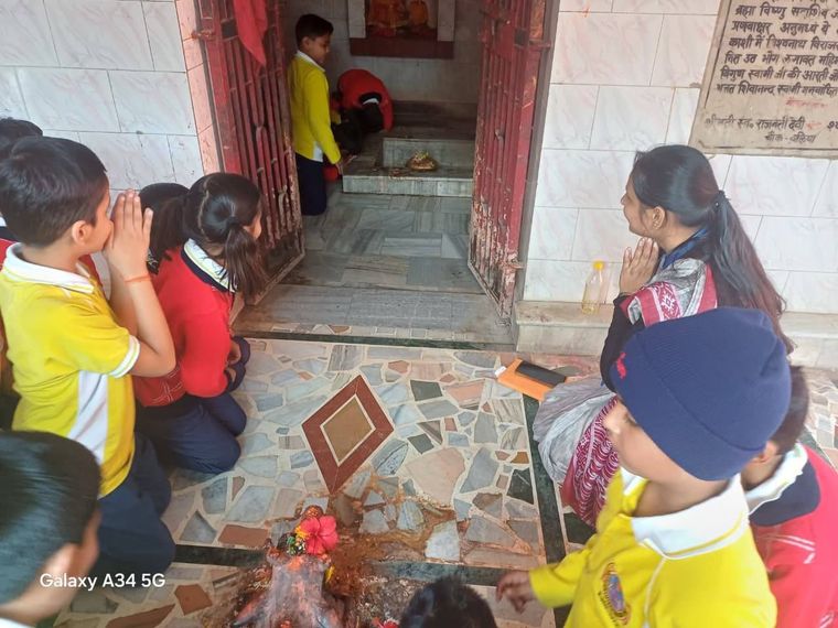Learning beyond textbooks! at Sunbeam School Ballia — photograph 4 of 11