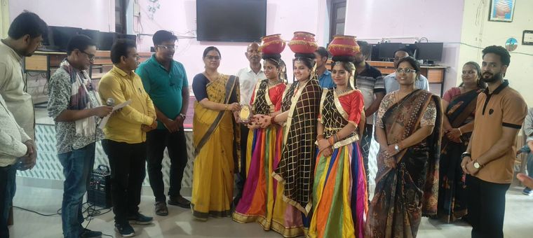 Celebrating Excellence at Kala Utsav 2025! at Sunbeam School Ballia — photograph 2 of 9