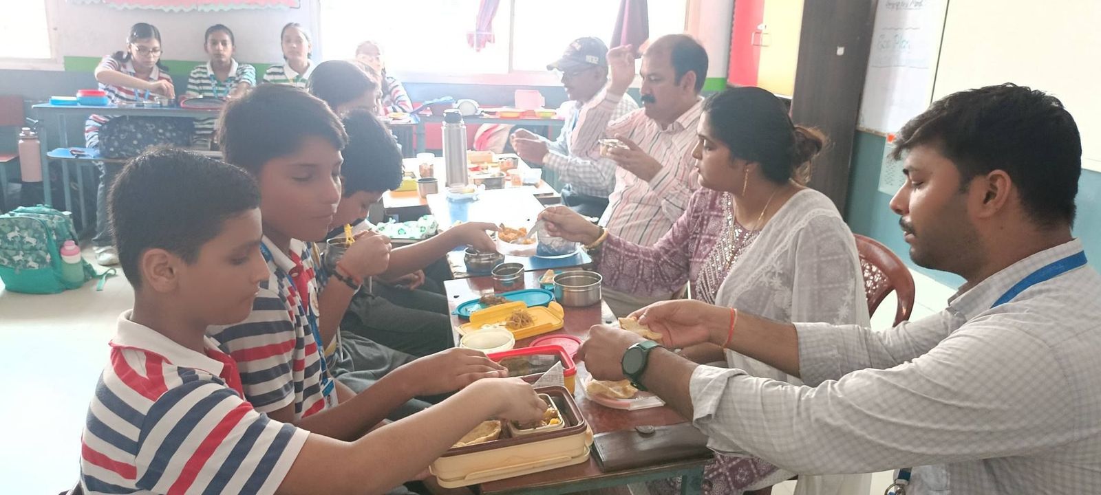 A beautiful and unique culture of Lunch Sharing began today at Sunbeam School Ballia with the… at Sunbeam School Ballia