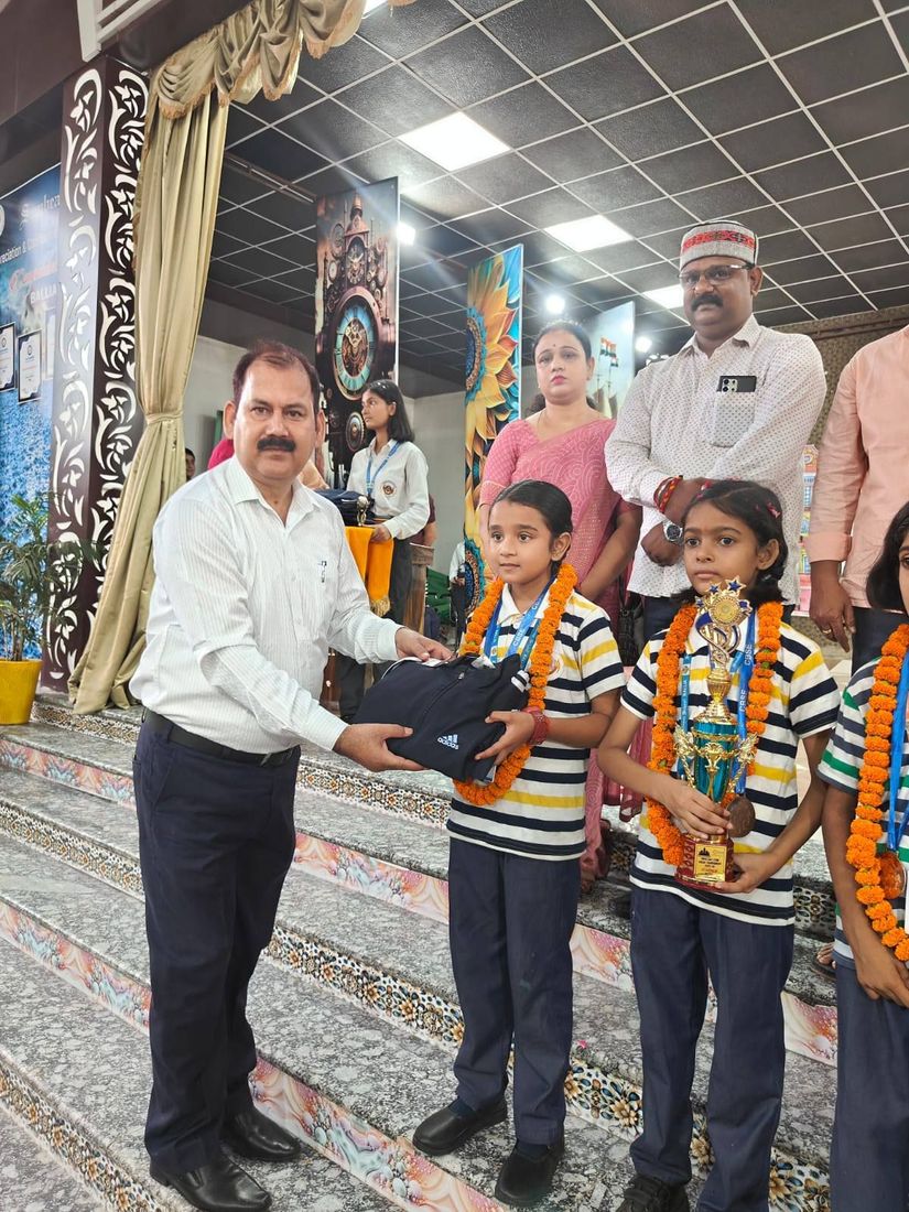 Proud Moment at Sunbeam School Ballia — photograph 6 of 6