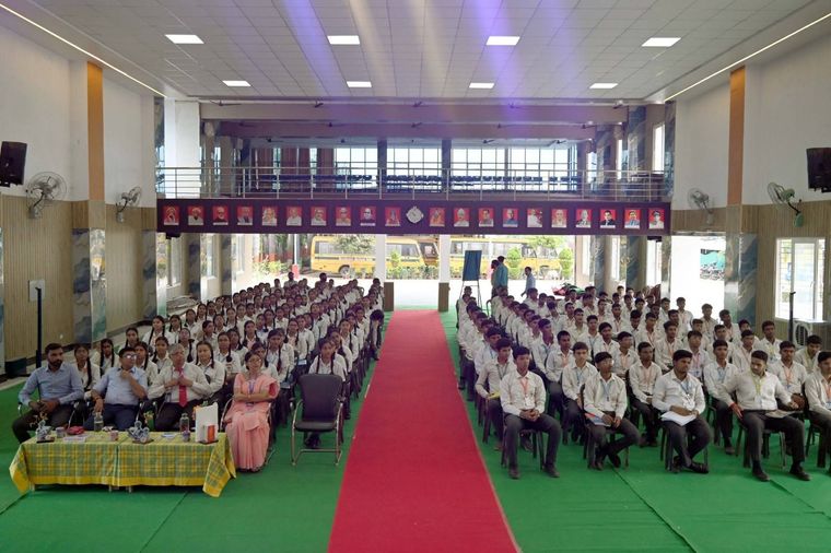 Sunbeam School Ballia was honored to host Mr. Shankar Muralidharan, CMO, Prestige University at Sunbeam School Ballia — photograph 3 of 5