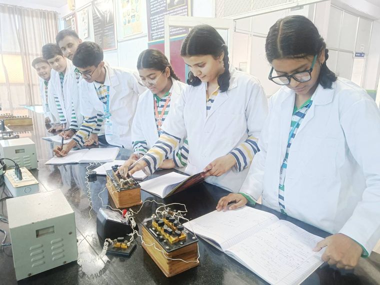 Today’s experiment tested precision and patience! at Sunbeam School Ballia — photograph 2 of 5