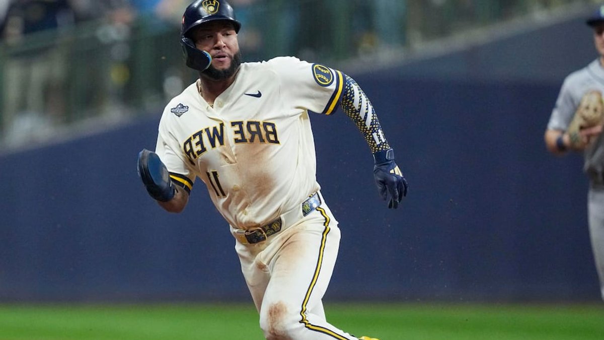 Brewers Edge Rays 3-2 to Win Game One Brewers Edge Rays 3-2 to Win Game One - world series game one