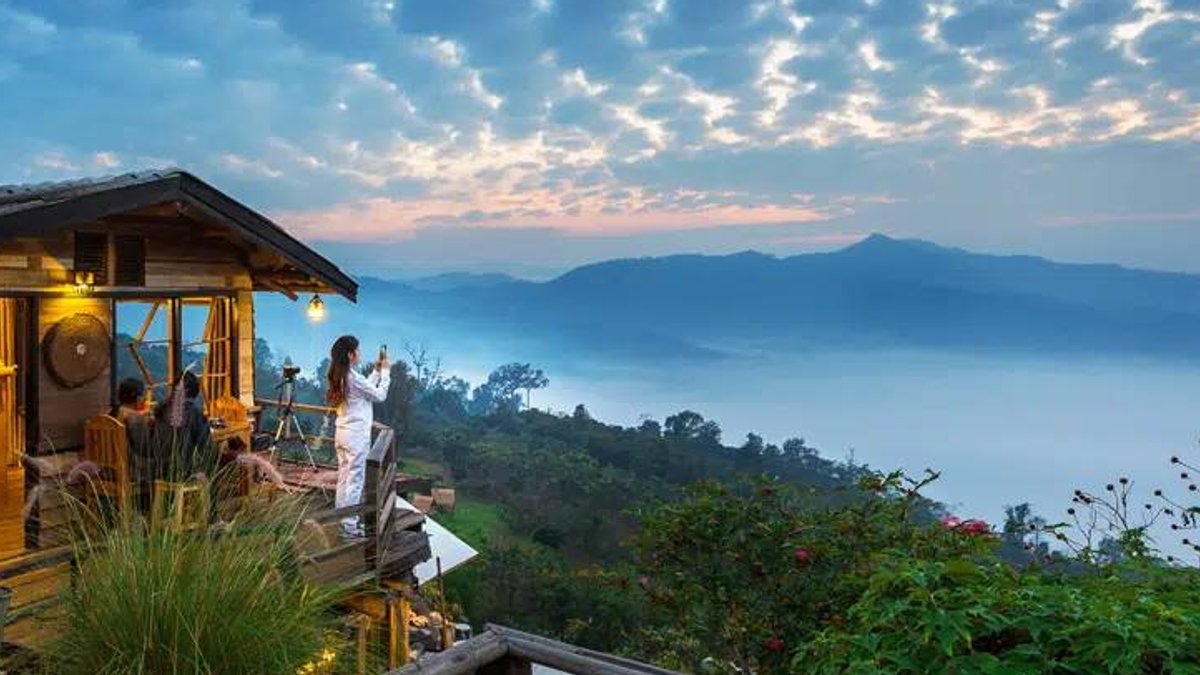 Couples rediscover romance in Mussoorie’s quiet Himalayan retreat - mussoorie honeymoon