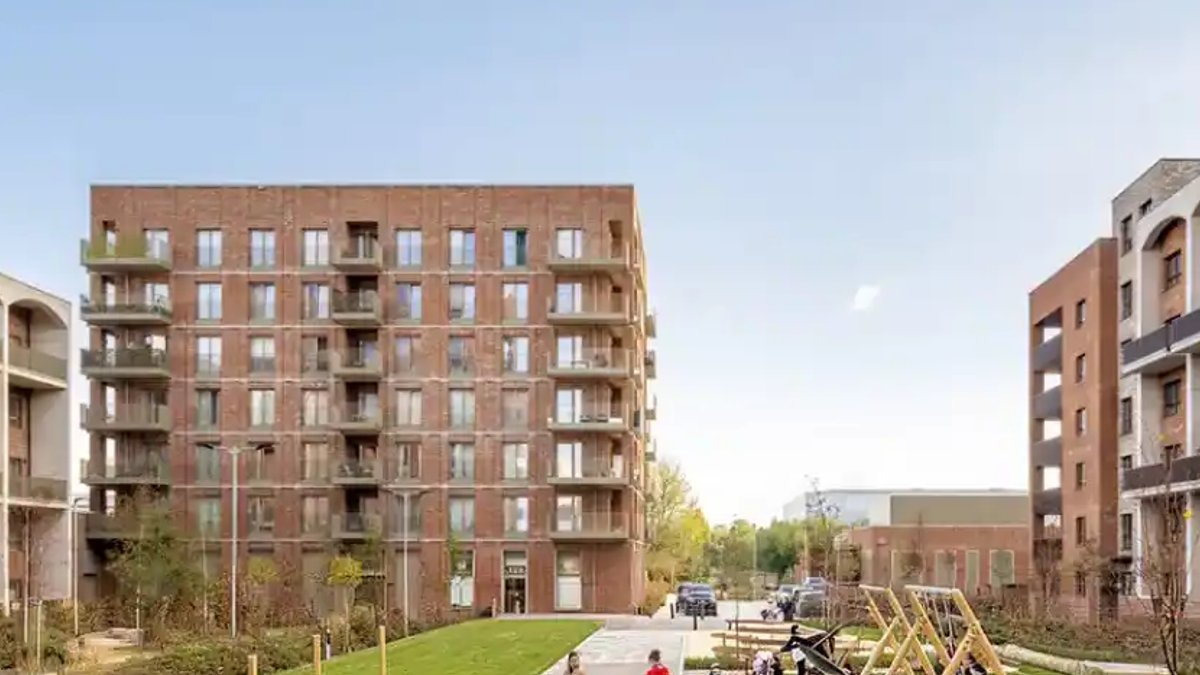 Kidbrooke Park Road housing scheme completed - council housing
