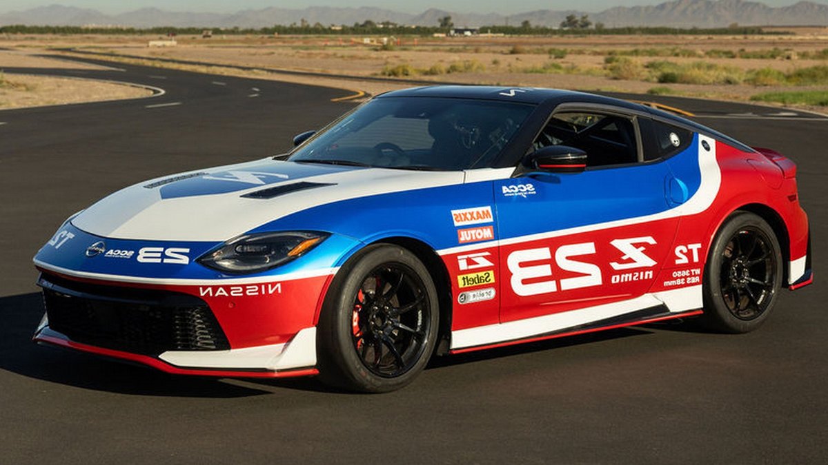 Nissan unveils two SEMA concept cars - concept cars