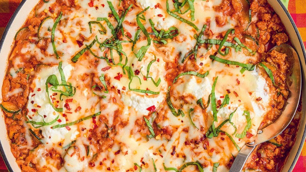 Faster zucchini skillet recipe replaces lasagna layers - zucchini skillet