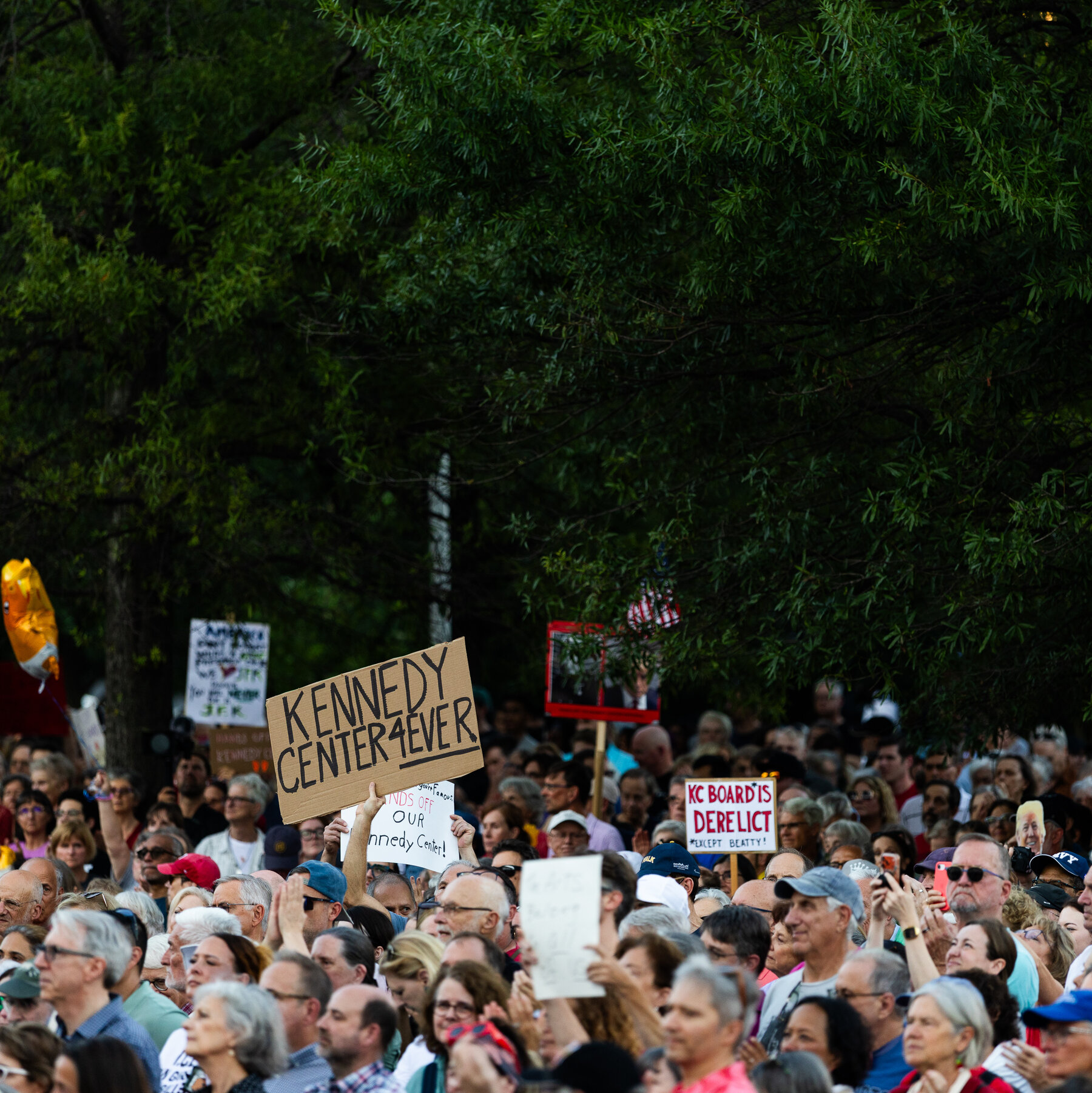 Kennedy Center Supporters Rally Amid Fears of Trumps Demolition