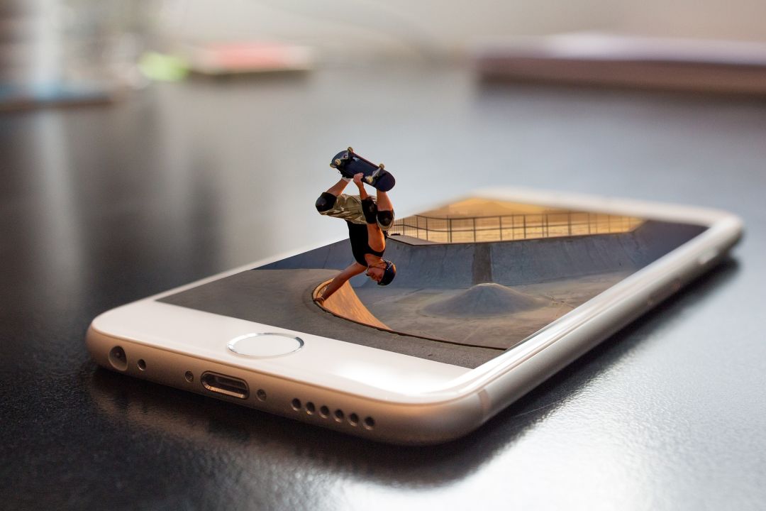 skateboard phone