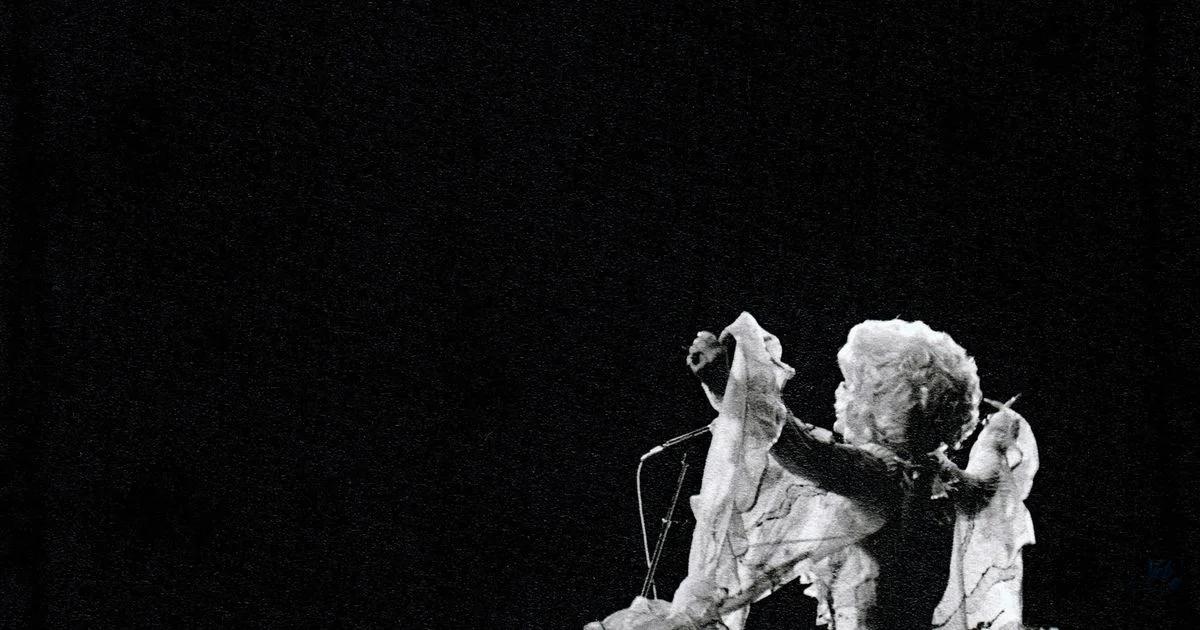 Dolly Parton: Legendary Career of a Country Icon