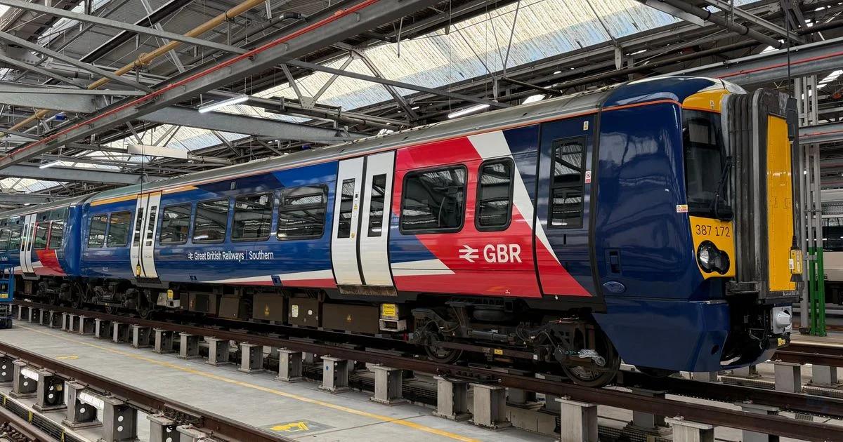 Thameslink to Replace 'Ironing Board' Train Seats